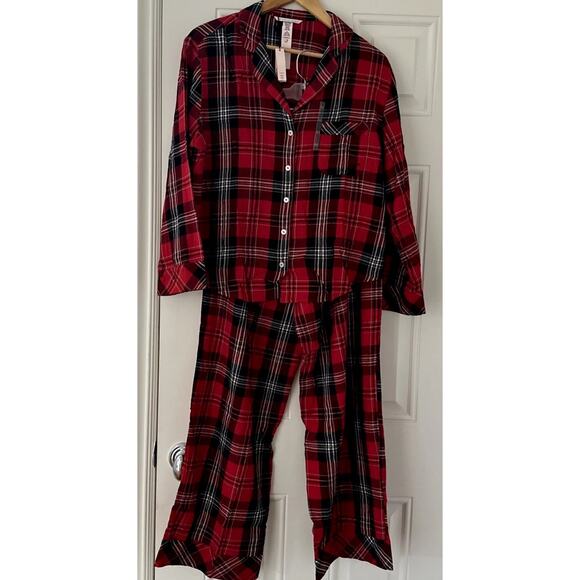 Victoria’s Secret Soft Flannel Pajama Set Red Plaid Pants Top Pj’s M Cozy Lounge - Picture 1 of 8
